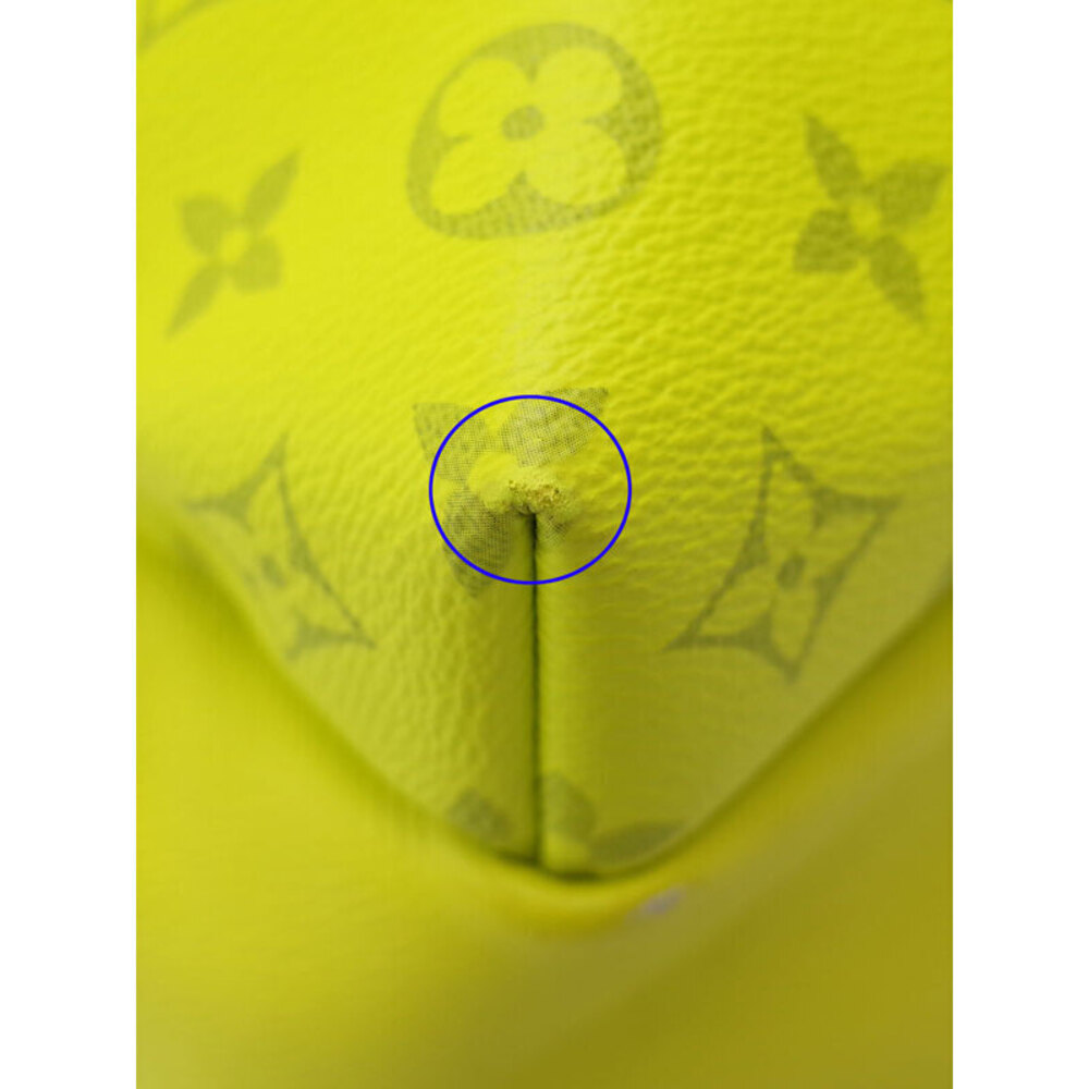 Louis Vuitton Discovery Taiga Backpack - Picture 7 of 9